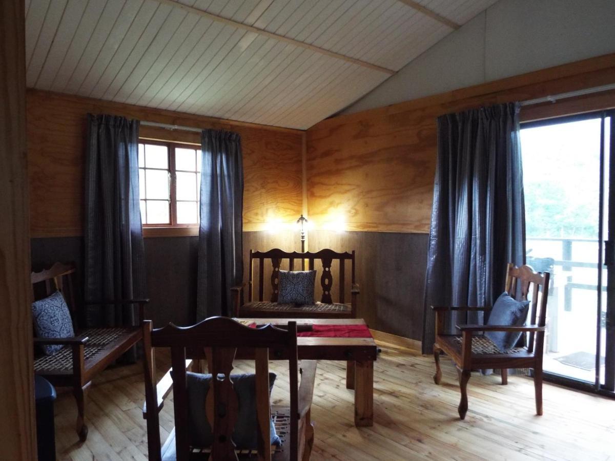 Zongororo Mountain Lodge Waterval-Onder 외부 사진